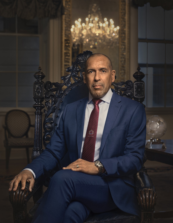 Devid Flintni tavallud ayyomi bilan tabriklaymiz